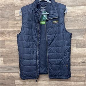 L.L. Bean Men's Dark Blue Quilted Vest